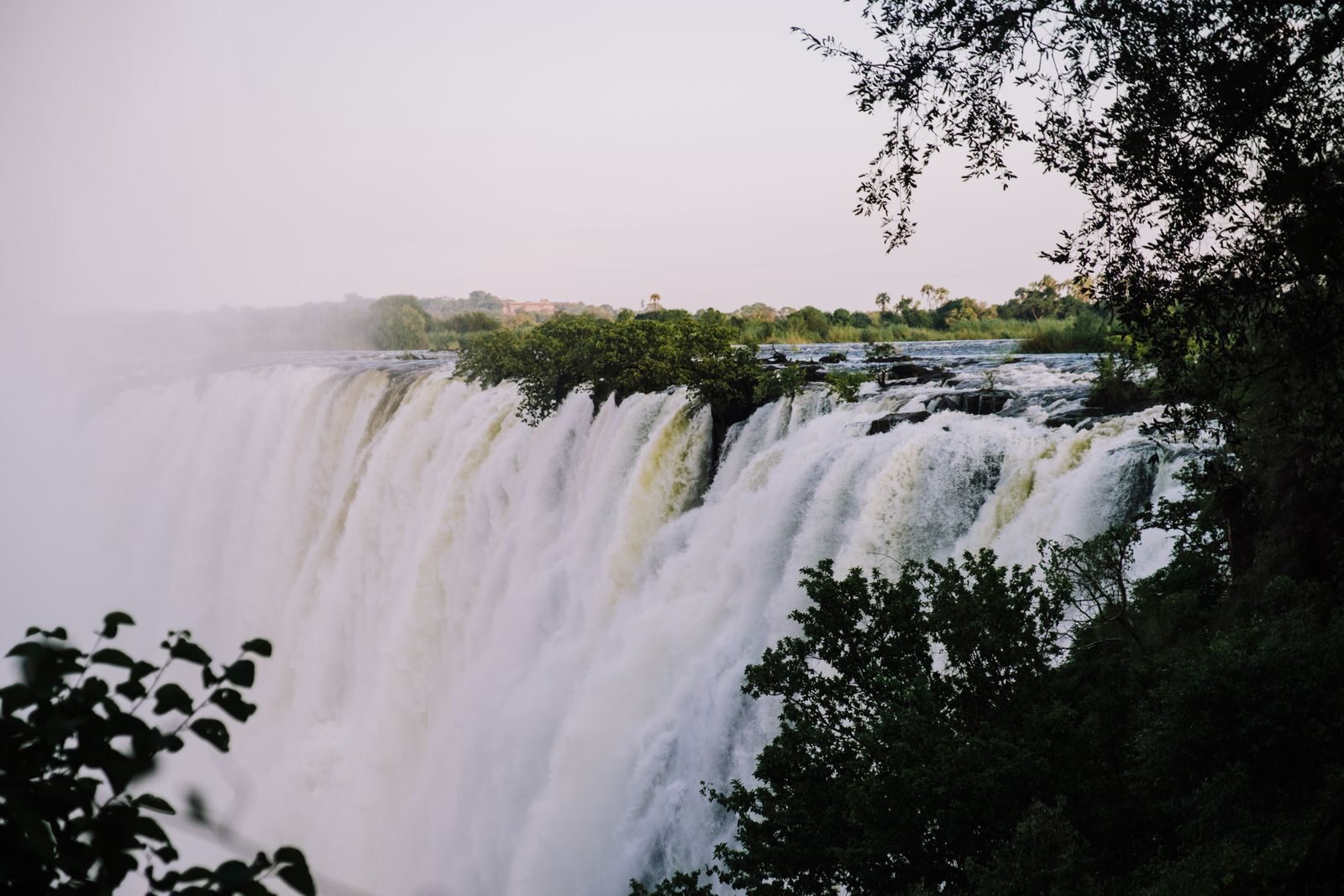 Vue d'une cascade